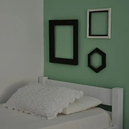 Affittacamere Studio Kostas Asprogerakata